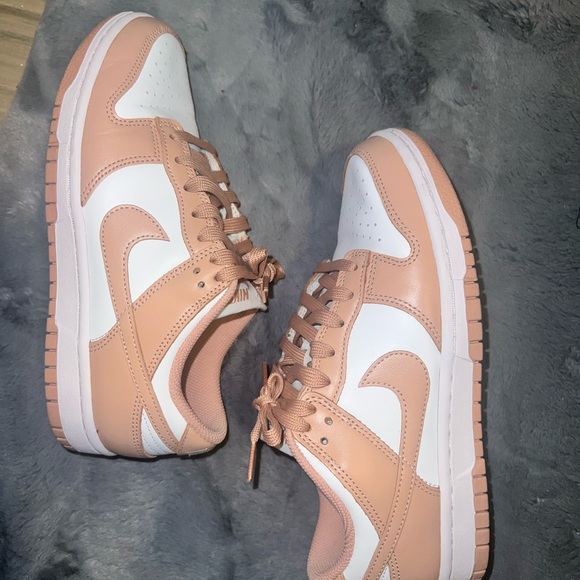 Nike Dunk Lo “Rose🌹🌬️Whisper - Picture 5 of 8